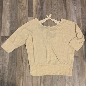 5/$25 tan/gold sweater